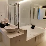 Latino Motel
