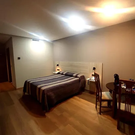 Latino * Llanera (Asturias)