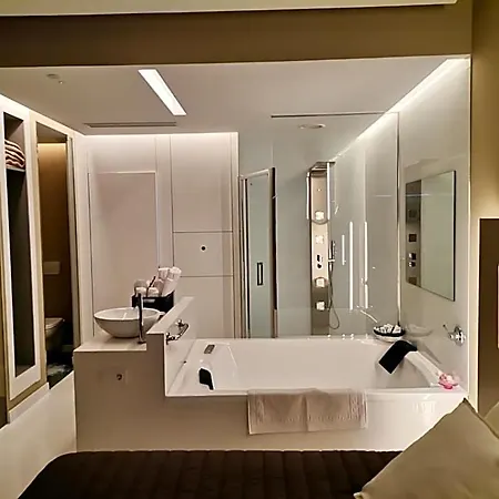 Motel Latino