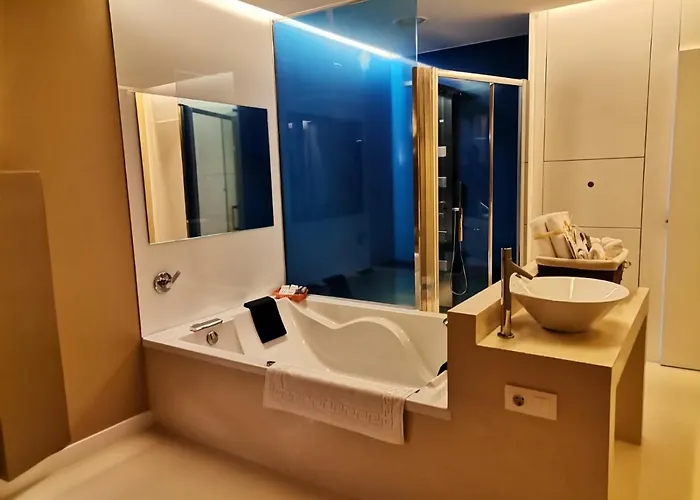 Latino * Llanera (Asturias)