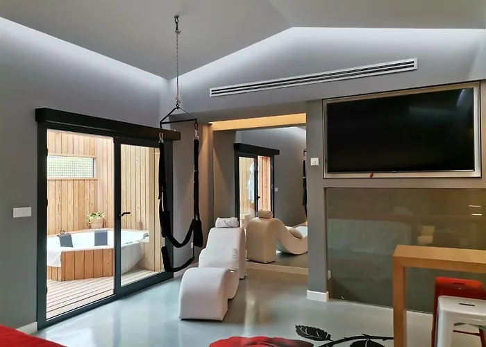 Latino Motel Llanera (Asturias)