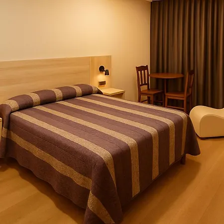 Latino Motel Llanera (Asturias)